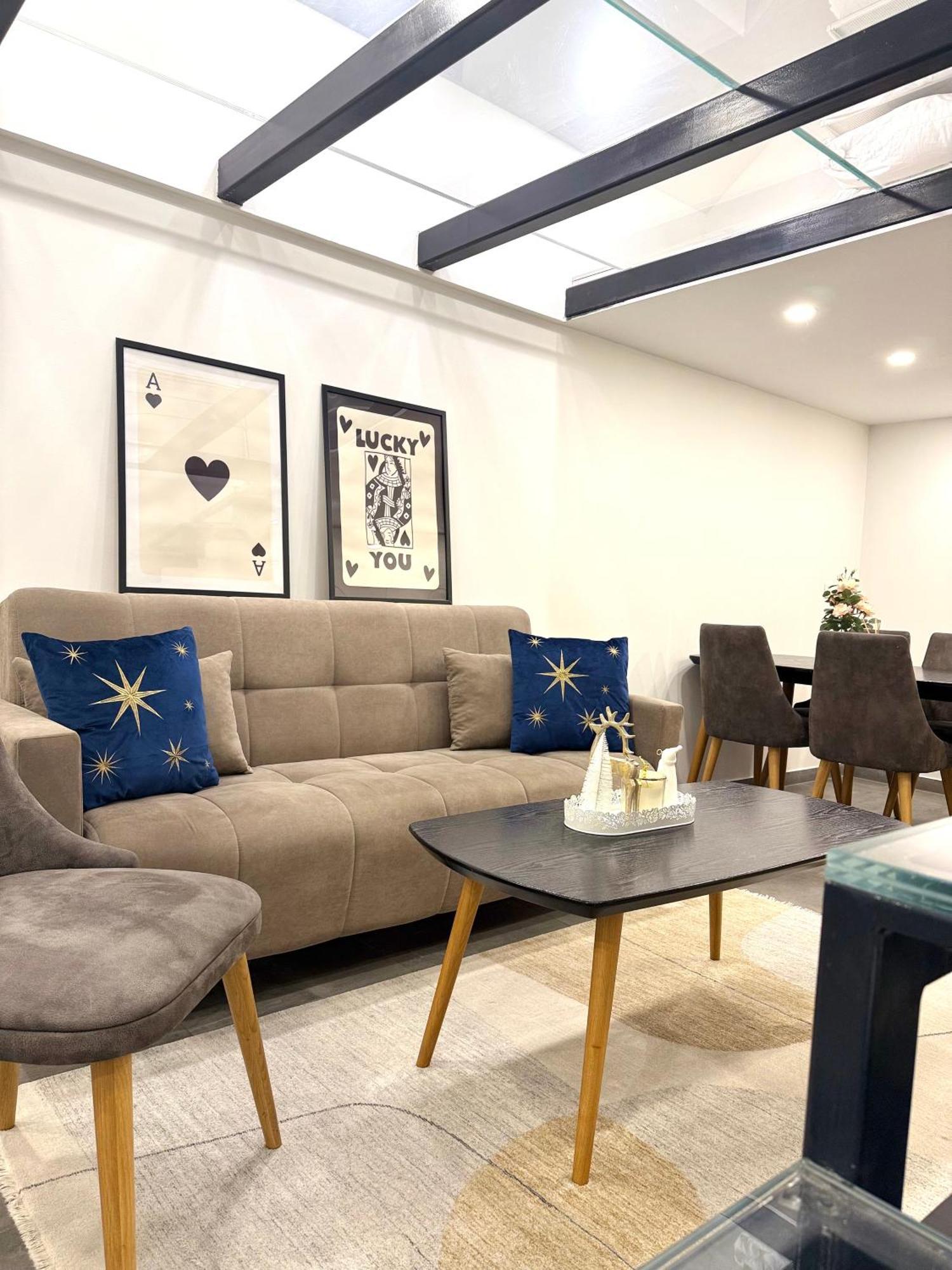 Apartma Khan